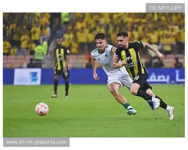 足球赛事中的大赛策略与选手心态